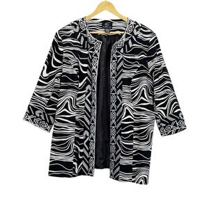 Trenz Woman by Theresa Renz 2X Open Front Jacket Black White Tribal Print Lined